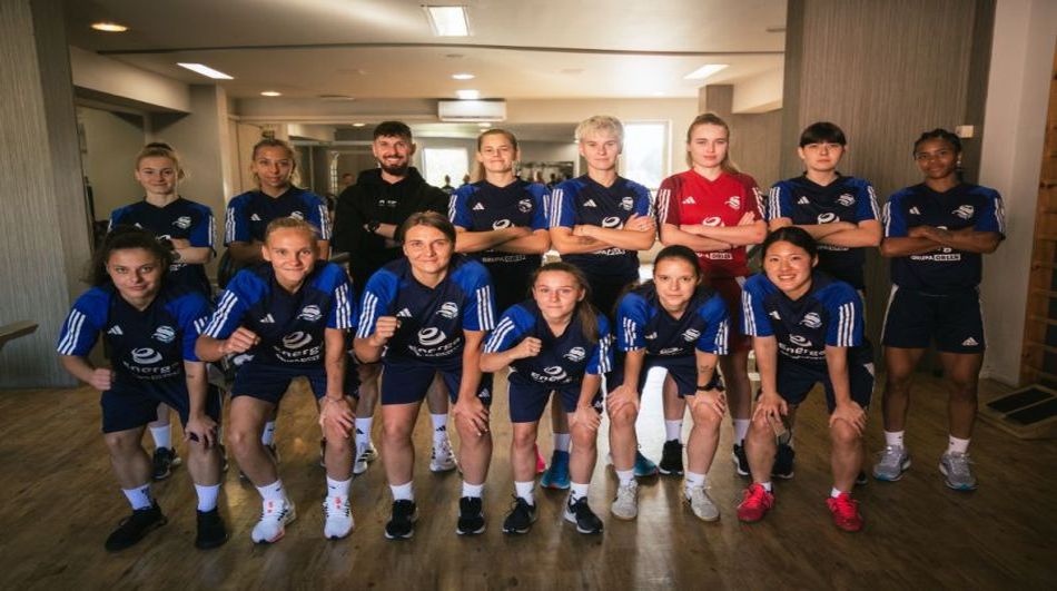 Adapt - performance and rehab - Zdjecie ze sportowcami